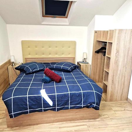 08 - Très joli studio neuf avec parking privatif gratuit Razac-sur-lʼIsle Extérieur photo
