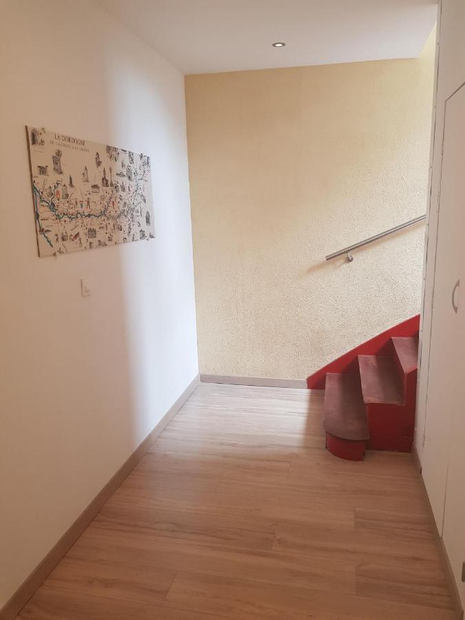08 - Très joli studio neuf avec parking privatif gratuit Razac-sur-lʼIsle Extérieur photo