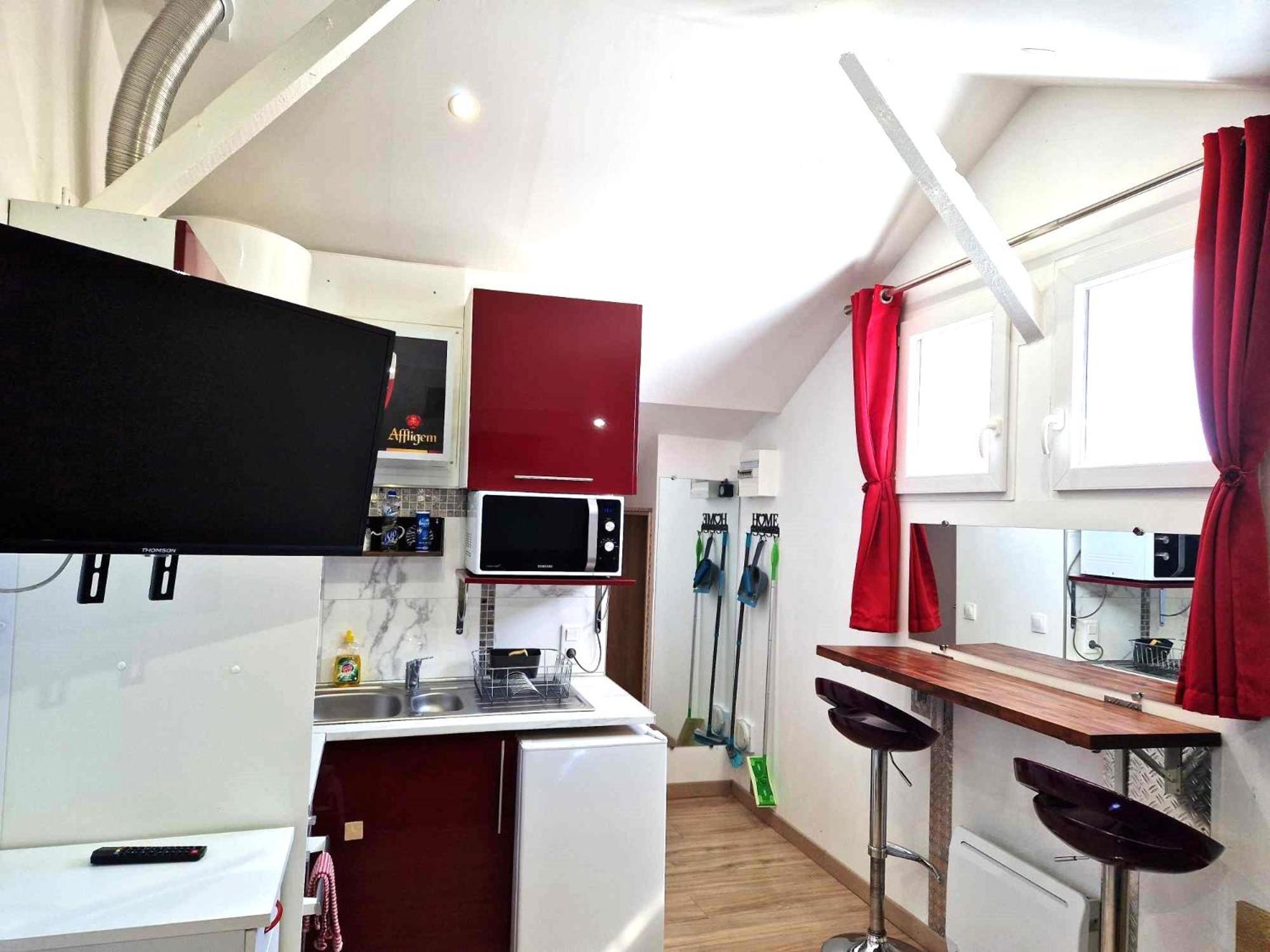 08 - Très joli studio neuf avec parking privatif gratuit Razac-sur-lʼIsle Extérieur photo